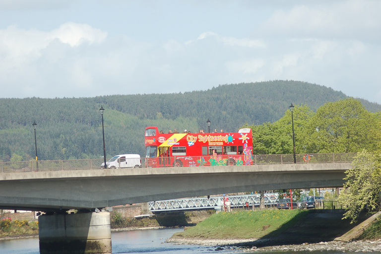 Inverness: Tour en autobús turístico con paradas libresTour en autobús turístico Hop-On Hop-Off de 24 horas - Ruta Roja