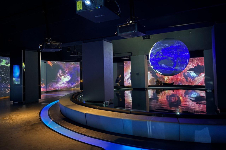 From Kraków: Private Tour to Wrocław with a personal driver