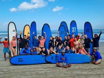Bali: Surfing Lesson with Southern Beaches Tour & Kecak Show