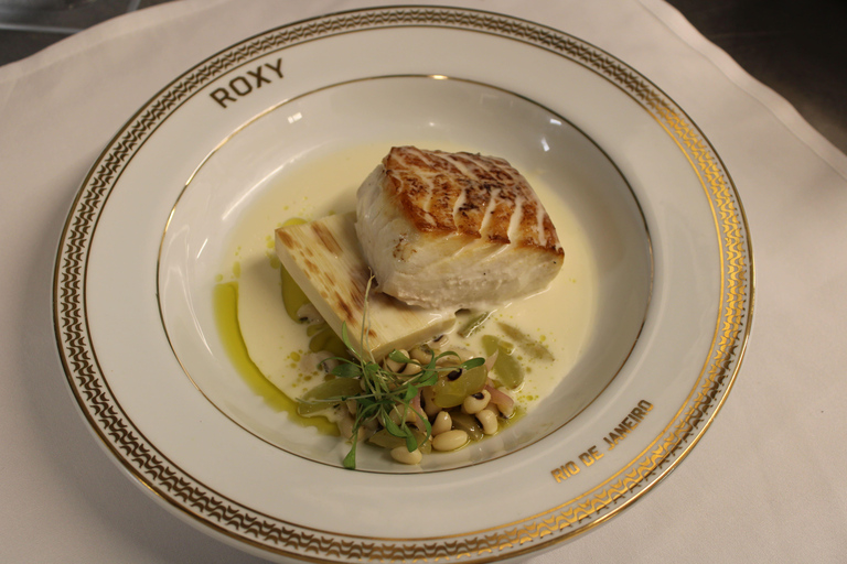 Rio de Janeiro: Roxy Dinner Show - Dinner + Drink & Show