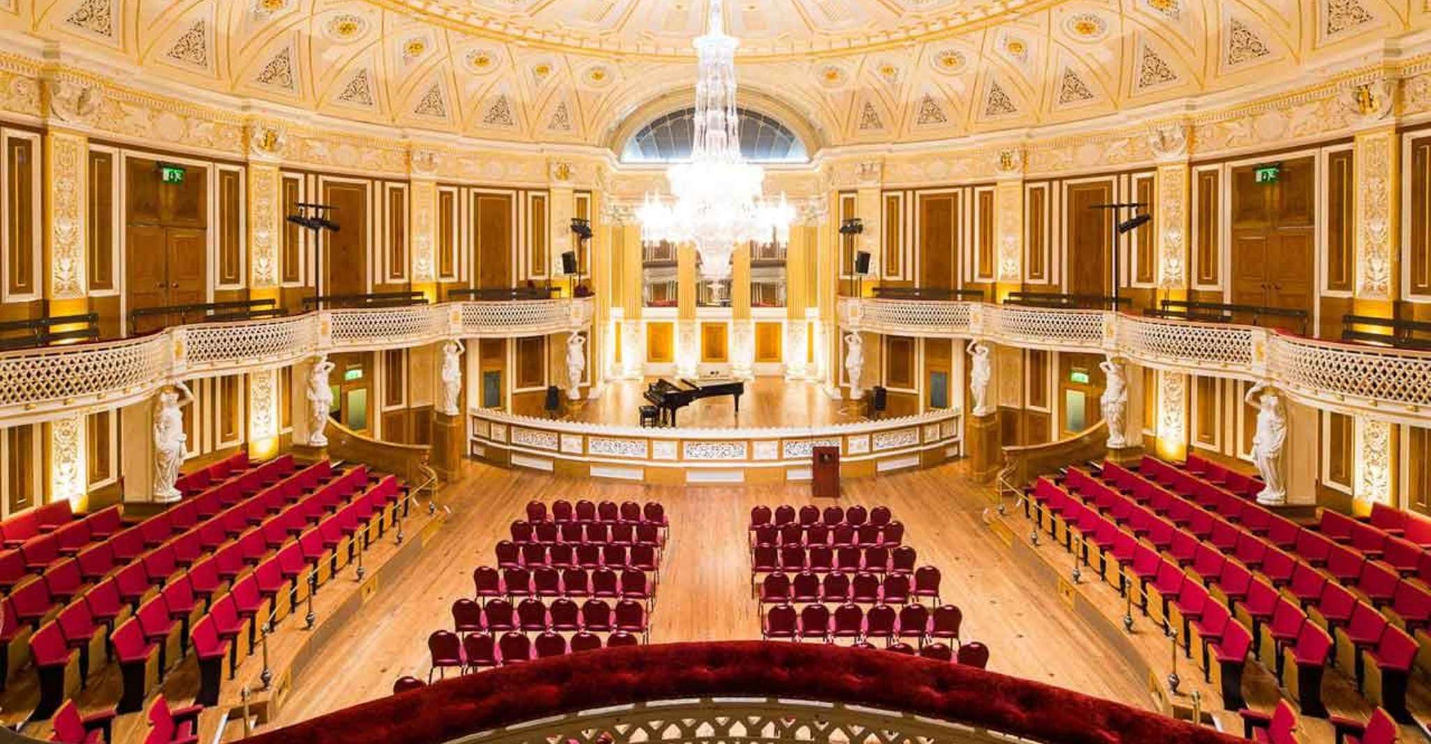Liverpool, Les Trois Tenors à St. George's Hall - Hizvo