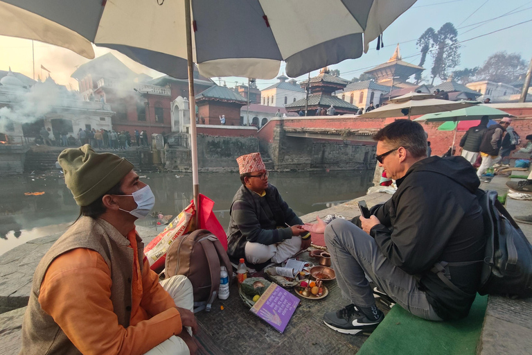 Kathmandu: Morning Pashupati Temple Sunrise Spiritual Tour