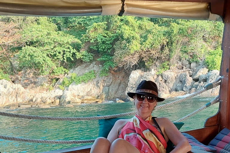 Phuket: Escape the crowds on relaxing boat (Snorkelling)