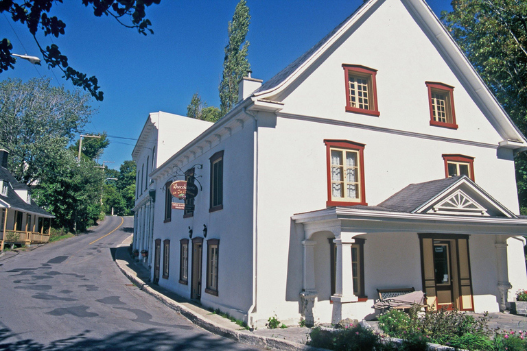 Quebec: Private Historic Tour of Île d'Orléans Quebec: Private historical tour of Île d'Orléans