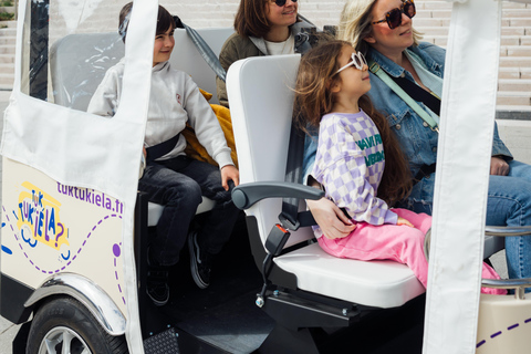 Angers: Street Art ride in an electric Tuk Tuk