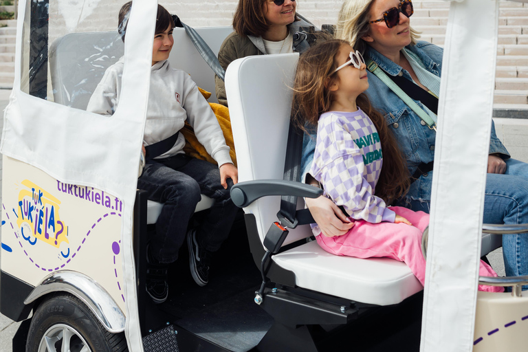 Angers: Street Art ride in an electric Tuk Tuk