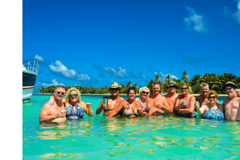 Punta Cana: aventura de catamarã com mergulho com snorkel e bebidasPunta Cana: Aventura de catamarã com mergulho com snorkel e bebidas