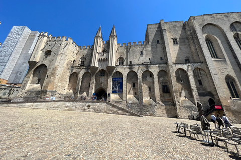 A essência da Provence: Avignon, St Rémy, les Baux, ArlesAvignon, St Rémy, Arles, les Baux - PRIVATIVO