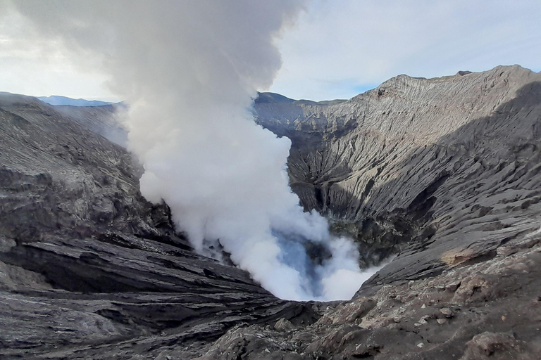 From Yogyakarta: Bromo, Ijen 3-Day Tour To Bali Budget Style