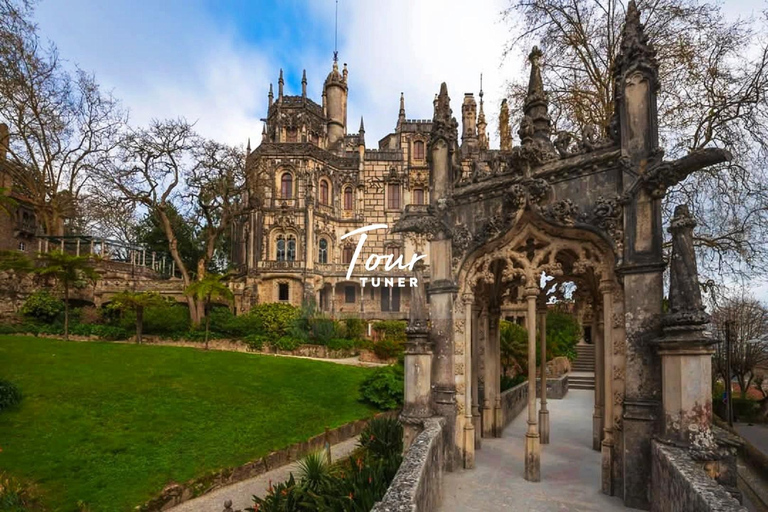 Lisbon: Sintra, Pena, Regaleira, Cabo da Roca & Cascais Private Tour – Personalized Comfort in an Exclusive Settings