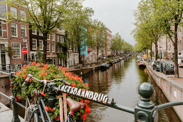 Amsterdam Jordaan Tour in Italian (Anne Frank House)