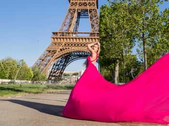 Parijs: fotoshoot met vliegende jurk bij de Eiffeltoren jonadress