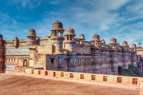 Tour Delhi - Gwalior - Agra - Delhi in treno superveloceTour con auto privata e guida turistica