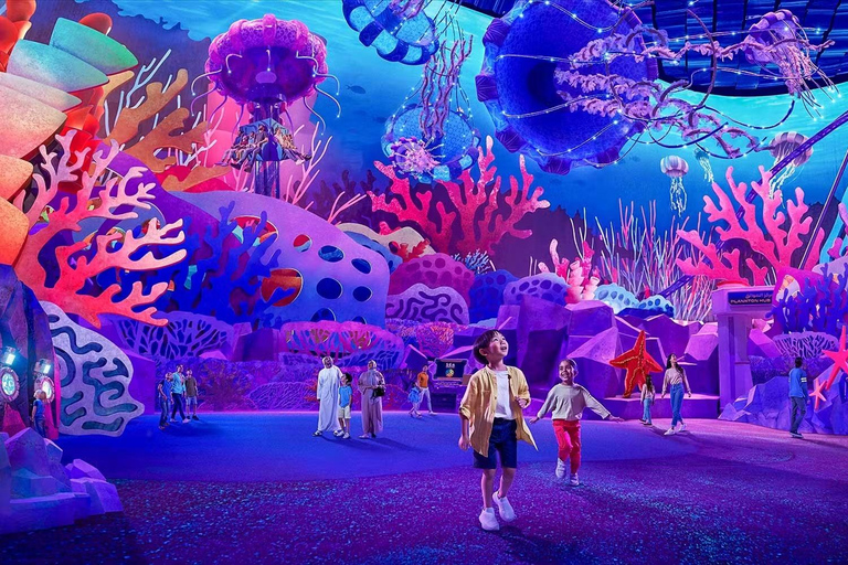 Abu Dhabi: SeaWorld Entry Ticket with Private SUV Transfer Abu Dhabi: SeaWorld Entry Ticket with KIA Carnival Transfer