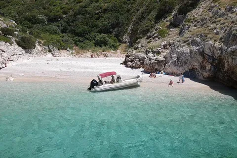 Reiseführer von Vlore zur Karaburun-Halbinsel