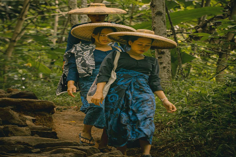 Jakarta: Baduy Tribe Day Trip with Traditional Lunch