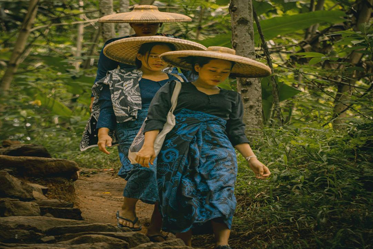 Jakarta: Baduy Tribe Day Trip with Traditional Lunch