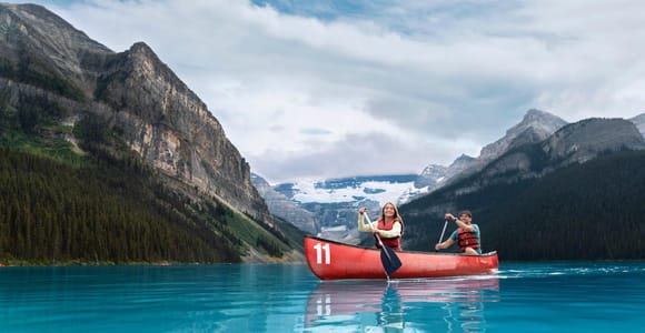 Banff: Lake Louise Canoe Tour & Moraine Lake | Skip-the-Line