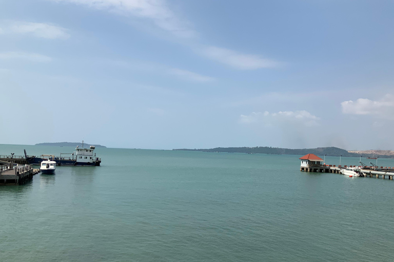 Phnom Penh Highlights Tour with Killing Fields & S-21 Prison