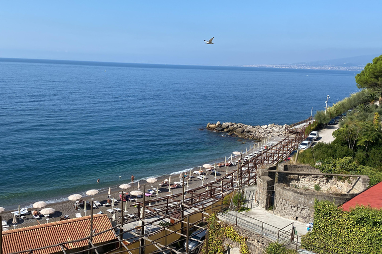 Transfert privé de Naples à la côte de Sorrente