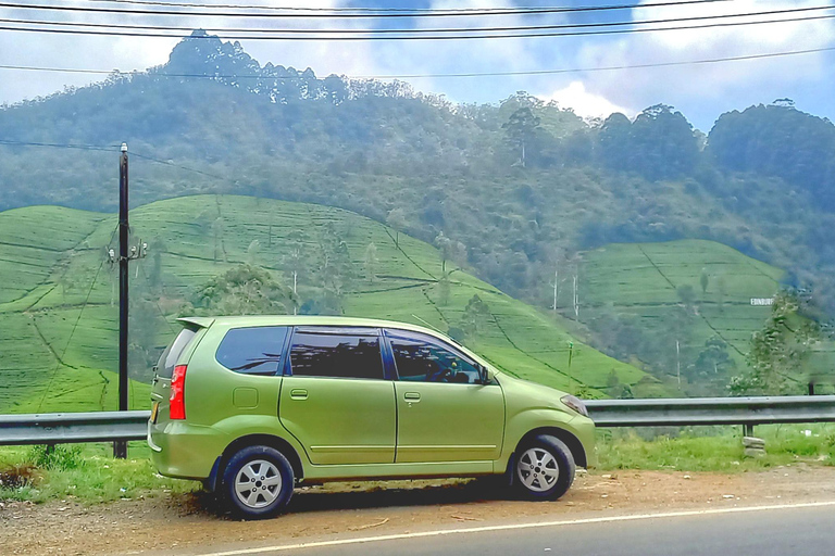Trasporto da Kandy a Nuwara Eliya con Janaka