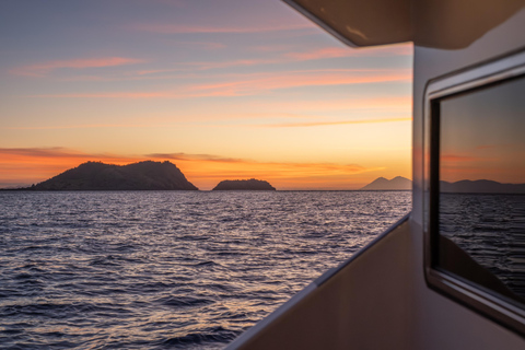Ello Voyages: Komodo Premium Small Group Experience 6 Stops