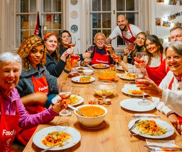 Budapest: Hungarian Cooking Class and Market Walk