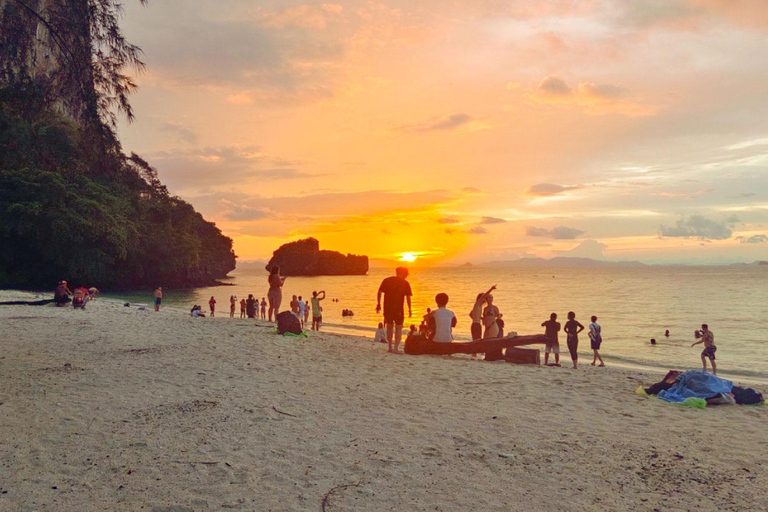 Aonang: Excursión a 4 islas, snorkel, puesta de sol y plancton brillante