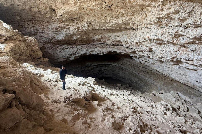 الدوحة: جولة بصحبة مرشد في كهف المسفر