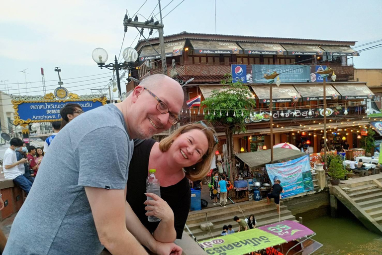 Amphawa y Mercados Ferroviarios y Paseo en barco con luciérnagas: desde BKKTour privado en vietnamita