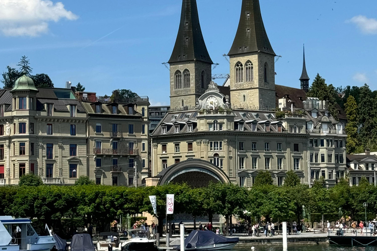 Luzern: Tagestour auf die Rigi mit Bootsfahrt und Zahnradbahn