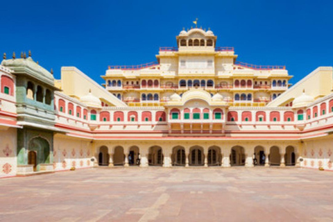 9-Day Golden Triangle & Udaipur Tour with Holi Celebration