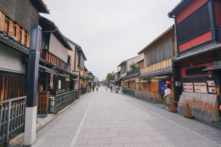 Tour a piedi di Kyoto Gion, cerimonia del tè e Wabi-sabi