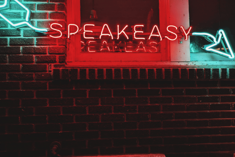 Barcelona: Speakeasy, Explore Hidden Bars with Tapas