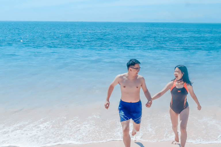 Excursión privada de un día a la playa Pink Beach y las islas Gili del sureste.Excursión privada de un día a Pink Beach y las islas Gili del sudeste