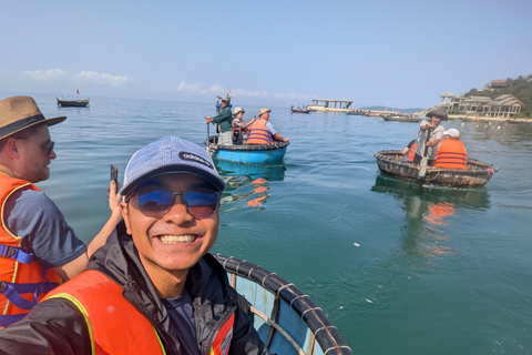 Private/small group Cham Island Tour (shared speed boat) Private - small group Cham Island Snorkeling Tour w lunch