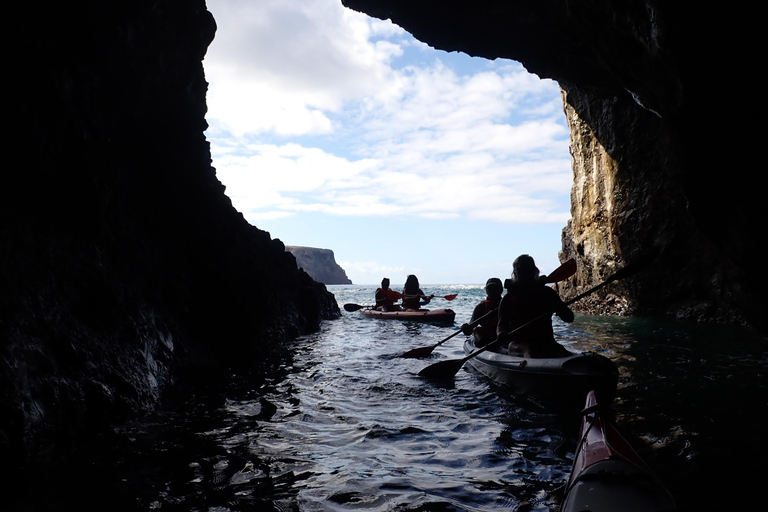 Avventura in kayak a Calheta: Tour della spiaggia di Zimbralinho o dell&#039;isolotto di Cal