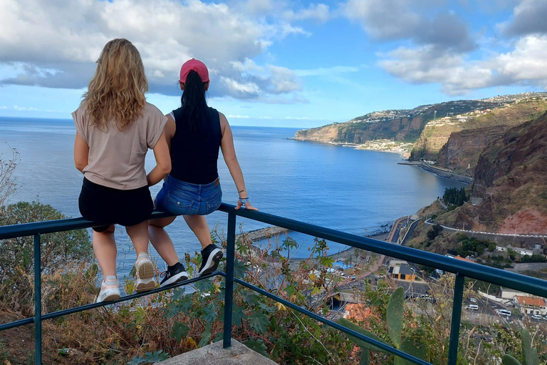 Madeira West Tour - The natural lava pools of Porto Moniz