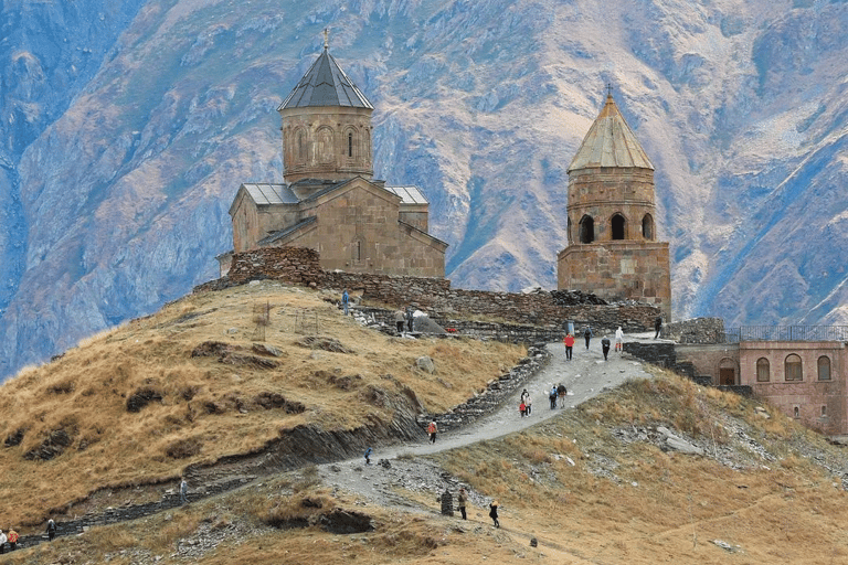 Depuis Tbilissi : Visite de Gudauri, KazbegiAu départ de Tbilissi : Visite privée Gudauri, Kazbegi