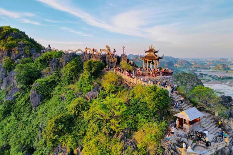 Całodniowa wycieczka Trang An Boat, Bai Dinh Pagoda i Mua Cave