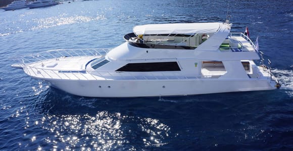 Sharm: Luxury Private Yacht with optional Lunch & Drinks