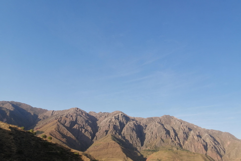 1-day Inca Trail, Maragua Crater, and Dinosaur Footprints Excursion 1-day maragua and dinosaur footprints tours