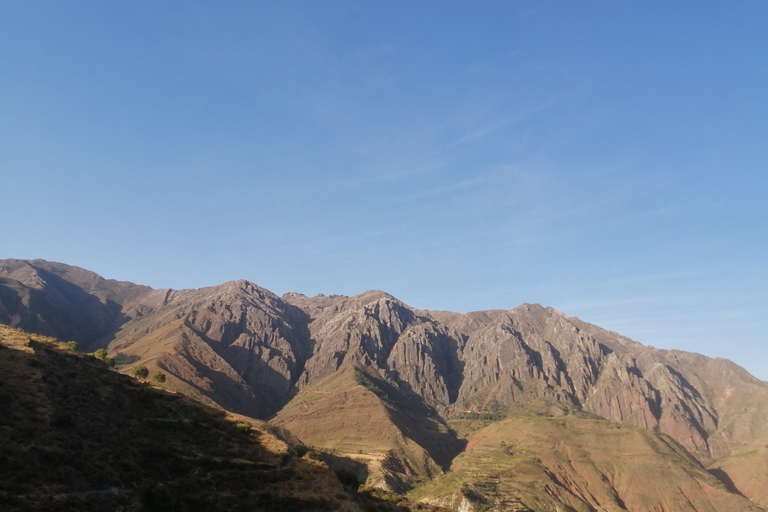 1-day Inca Trail, Maragua Crater, and Dinosaur Footprints Excursion 1-day maragua and dinosaur footprints tours