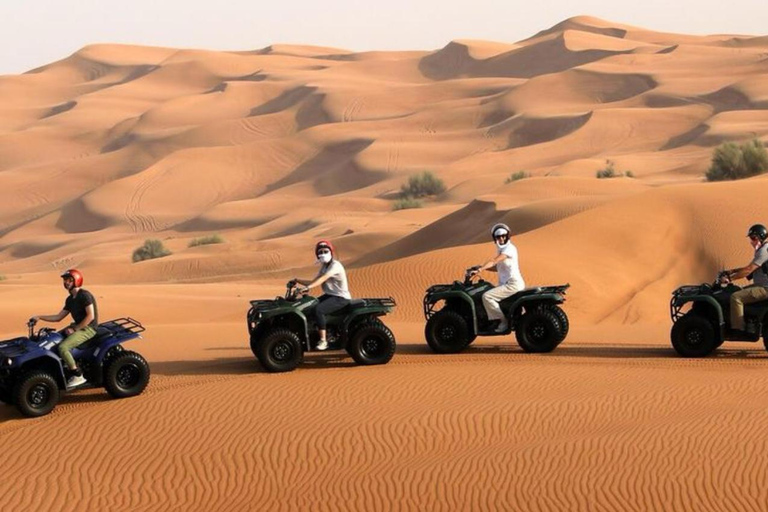 Arena de emociones: una aventura inolvidable por el desierto desde Doha.Sand of Thrills: una aventura inolvidable en el desierto desde Doha