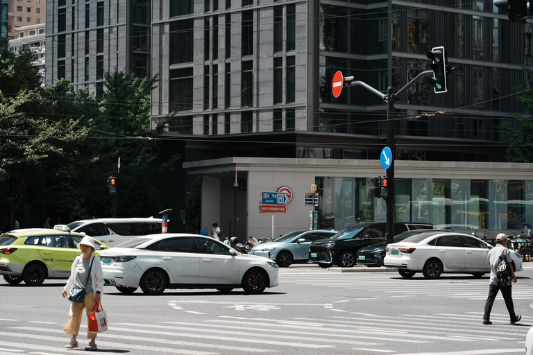Old Shanghai: Yu Garden, Mosque and City Wall Walking Tour