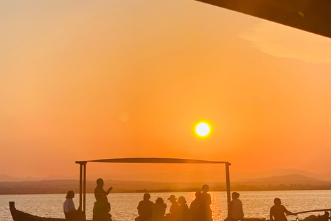 The Magic of the Albufera: Private Tour with Traditional Boat Ride