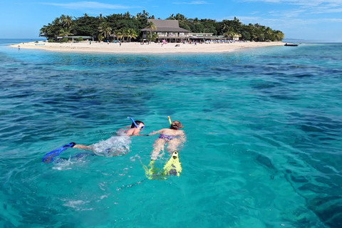 Fidżi: Rejs na wyspę Beachcomber z nurkowaniem z rurką