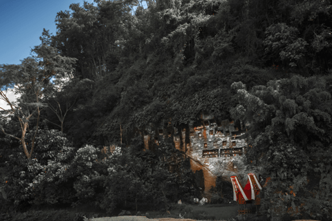 Tana Toraja: Private 3D2N Tour in Süd-SulawesiTour ohne Flüge