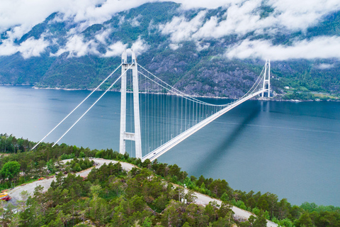 Bergen: Cachoeiras particulares e maravilhas do fiorde da Noruega