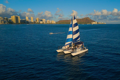 Waikiki: Sunset Swim & Sailing Experience